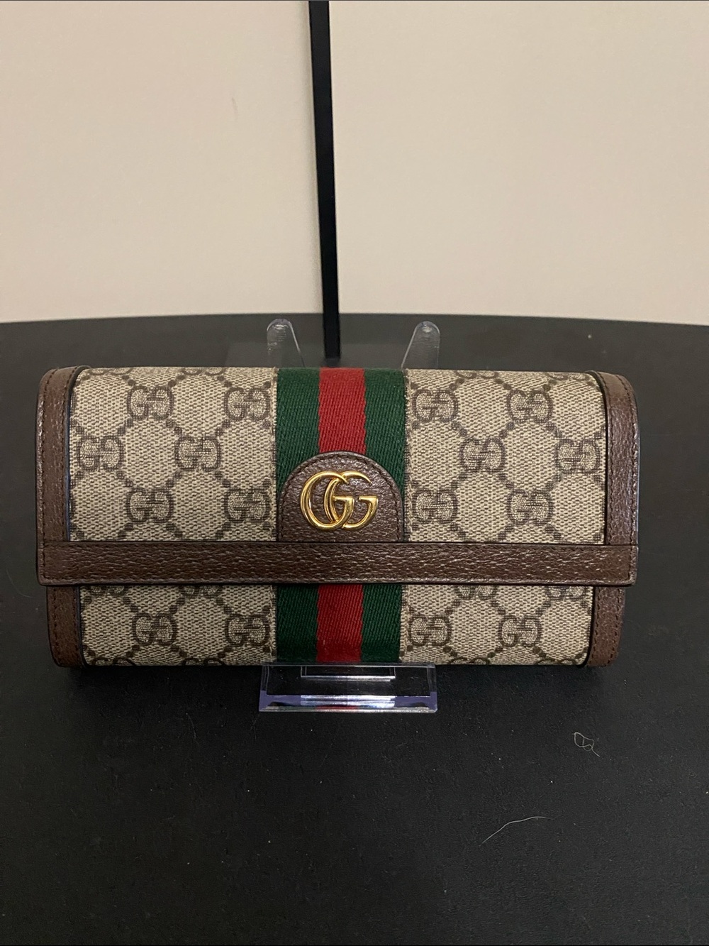 Authentic Gucci Beige GG Supreme Continental Canvas Wallet with Green and Red